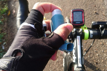 علت تنگی نفس و سوزش گلو بعد از دوچرخه سواری