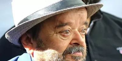 خاندان قد و نیم قد ”اسدالله یکتا” از پسر کوچک تا نوه بزرگ / با تیپ و استایلی کاملا متفاوت !!