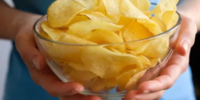 دانلود گیف چیپس خوشمزه و وسوسه انگیز