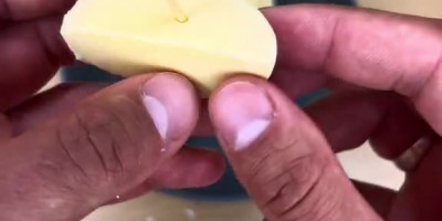 ابزاری جالب برای پوست کندن تخم مرغ آب پز