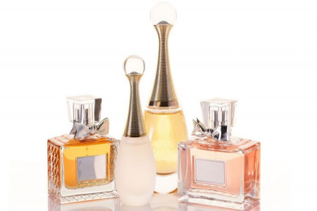 لیست قیمت عطر زنانه