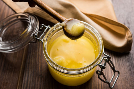 روغن حیوانی زرد یا روغن نباتی جامد؛ کدام سالمتر و بهتر است ؟