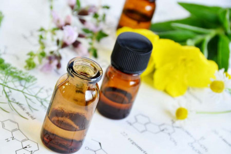 خواص روغن هفت مغز برای پوست و مو