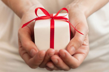 دادن چه نوع هدیه ای حرام می باشد؟