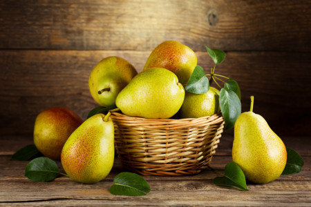 40 خاصیت معجزه آسای گلابی