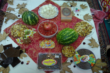 15 عکس جدید و با کیفیت تزیین میوه و سفره شب یلدا