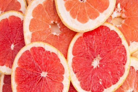 چه میزان ویتامین سی باعث سقط جنین می شود؟