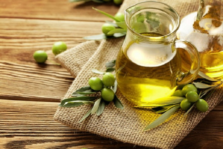 9دلیل قانع کننده برای مصرف روغن زیتون با معده خالی