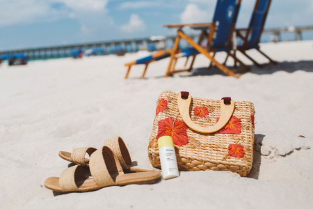 فواید بی نظیر کرم ضد آفتاب +SPF30 بدون رنگ سینره