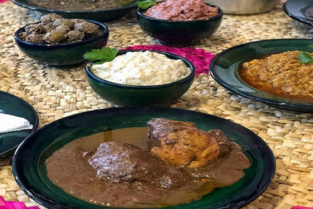 تزیین غذای فسنجون خوشمزه و محبوب برای مهمانی ها + (عکس + آموزش)