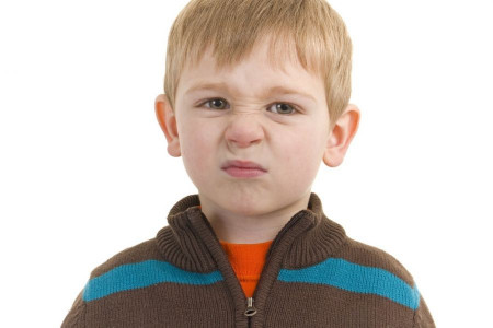 بوی بد دهان کودک : علت بوی بد دهان کودکتان چیست ؟
