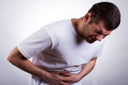 علت درد و سوزش سمت راست شکم چیست ؟