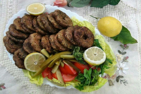 طرز تهیه کوکو (شامی) گوشت کوبیده مرحله به مرحله