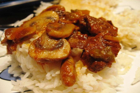 دستور پخت خورش قارچ و مرغ