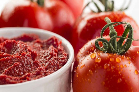 طرز تهیه رب گوجه فرنگی خانگی مرحله به مرحله