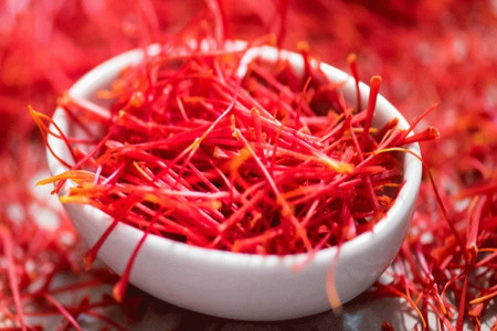 خشک کردن زعفران به طریق سنتی و جدید