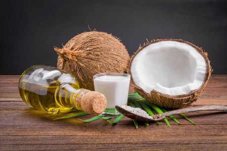 روش های ساده برای تهیه روغن نارگیل خالص خانگی