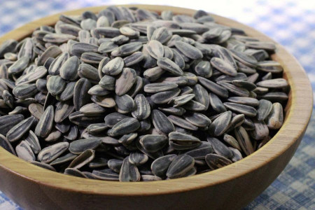 2 روش طلایی جهت تهیه تخمه آفتاب گردان بو داده در منزل