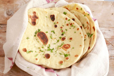 طرز تهیه چند نوع نان مسطح با خمیرترش و استارتر خمیرترش با آرد سبوسدار