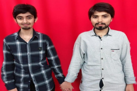دستگیری یک دختر پرسپولیسی در ورزشگاه فولادشهر با گریم مردانه