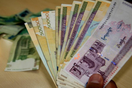 دارندگان ملک 900 میلیونی به بالا کمک معیشتی دریافت نمیکنند