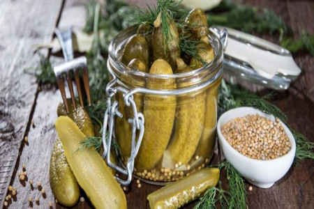 طرز تهیه خیارشور خانگی خوشمزه و لذیذ