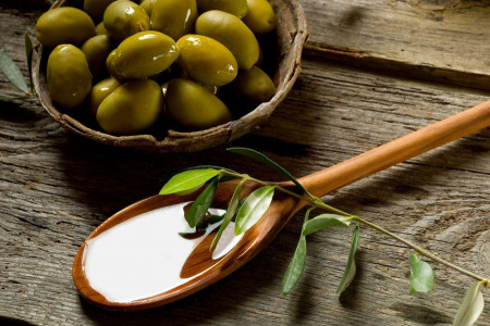 اطلاعات مفید درمورد زیتون و کالری آن