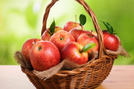مروری بر کالری، ارزش غذایی و خواص سیب