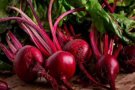 میزان کالری، ارزش غذایی و خواص چغندر