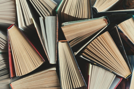 اگر کتاب تاریخی دوست دارید، مطالعه این 8 کتاب را از دست ندهید