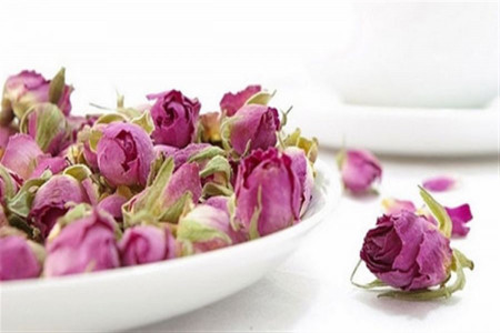 خواص داروی گُل قند در درمان ویار
