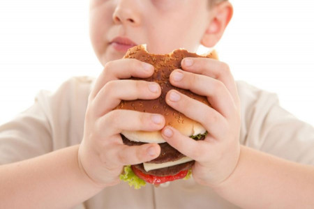 اختلال بولیمیا نروزا (Bulimia Nervosa) یا پرخوری عصبی + جلوگیری از این عارضه