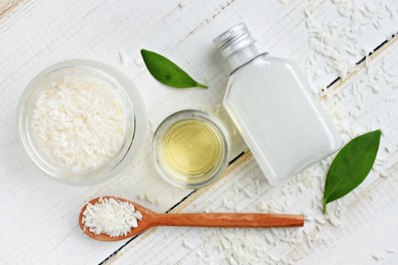 معجزه ی ماسک و روغن نارگیل بر روی پوست و مو