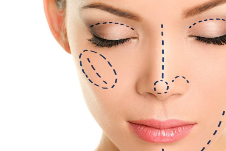 راه های برجسته سازی چانه و زاویه دار کردن صورت