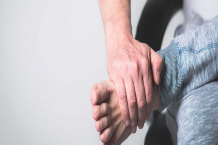 چگونه ضعف پا ها را درمان کنیم ؟