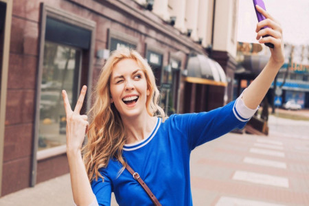 اختلال سلفیتیس (سلفی گرفتن) چیست ؟ تست تشخیص سلفیتیس