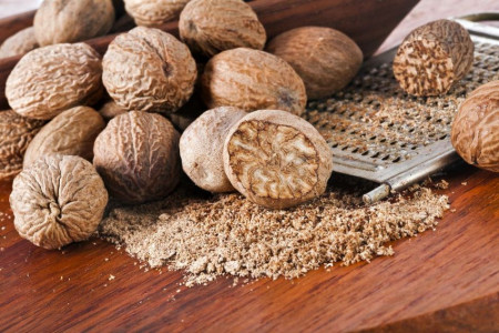 جوز هندی بیشتر در چه غذاهایی استفاده می شود ؟