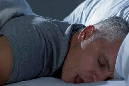 علت تجمع آب در دهان چیست و چگونه درمان میشود ؟
