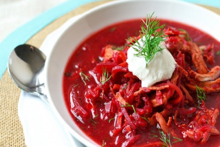 چگونه یک خوراک گوشت و چغندر خوشمزه درست کنیم ؟