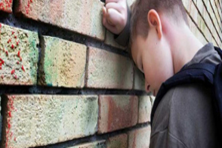 برخورد صحیح با تهدید به خودکشی در نوجوانان