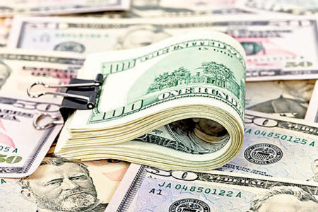آیا قیمت دلار رو به کاهش است ؟