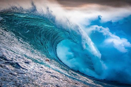تعبیر خواب موج دریا : 22 نشانه و تعبیر دیدن موج دریا در خواب