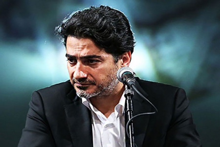 آواز مرغ سحر همایون شجریان بر مزار پدر