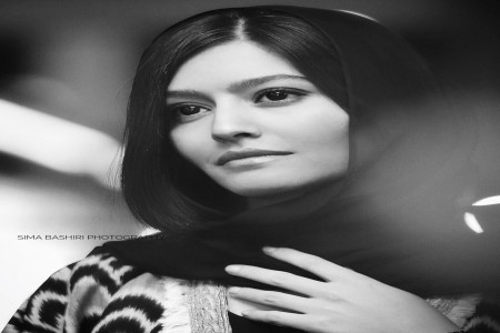 طبیعت گردی پردیس احمدیه با سگ پشمالویش !
