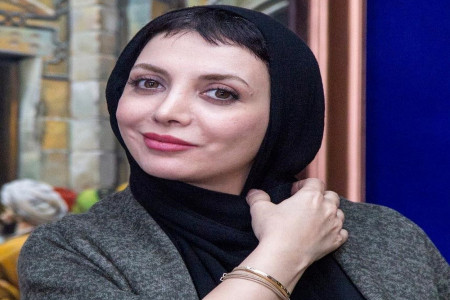 گریم خنده دار دهه 60 رویا میرعلیمی در سریال صفر بیست و یک