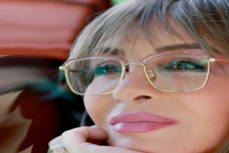 استایل ساحلی افسانه بایگان کنار دریا