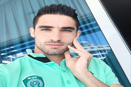سلفی عاشقانه ی میلاد محمدی و همسرش فرانک