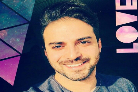 آواز خواندن پسر بابک جهانبخش به سبک پدرش !
