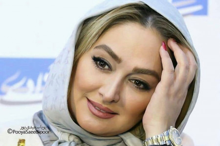 تیپ جلف الهام حمیدی در ماشینش !