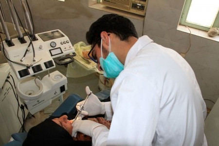 لیست کلینیک های دندانپزشکی بندرعباس به همراه آدرس و تلفن